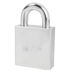 Outlet Master Lock Solid Body Padlock